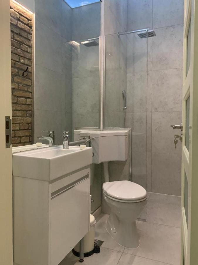 Apartmán Sunlit Artist Studio Bělehrad Exteriér fotografie